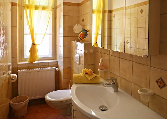 فندق Rhoen Waldcafe St. Georg 4*